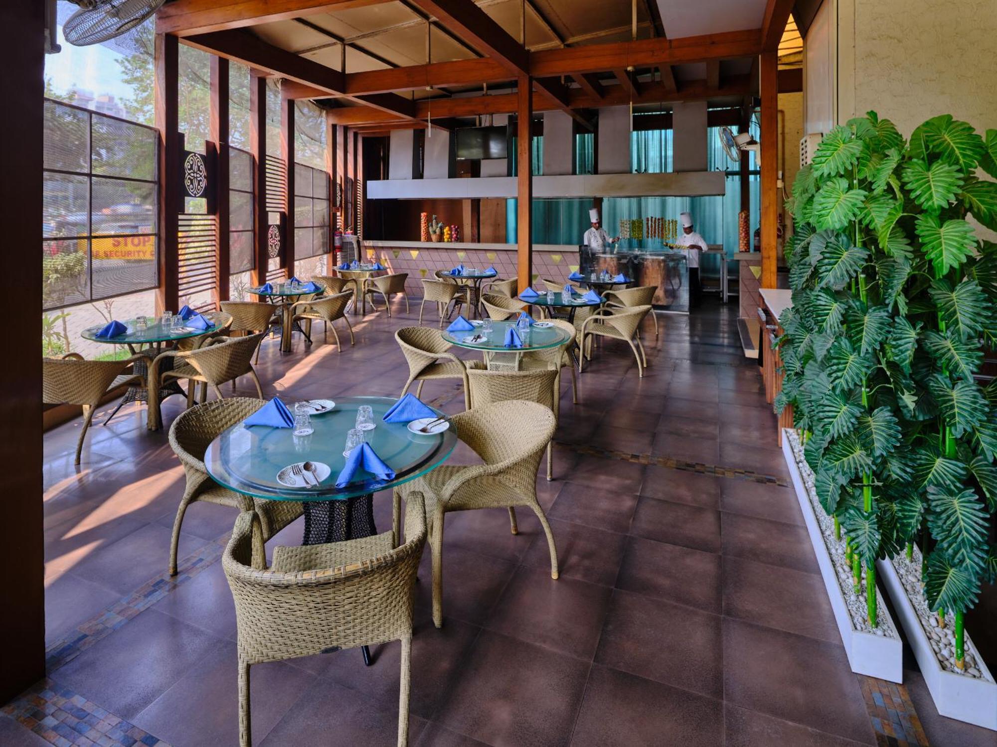 Sayaji Pune Wakad Extérieur photo