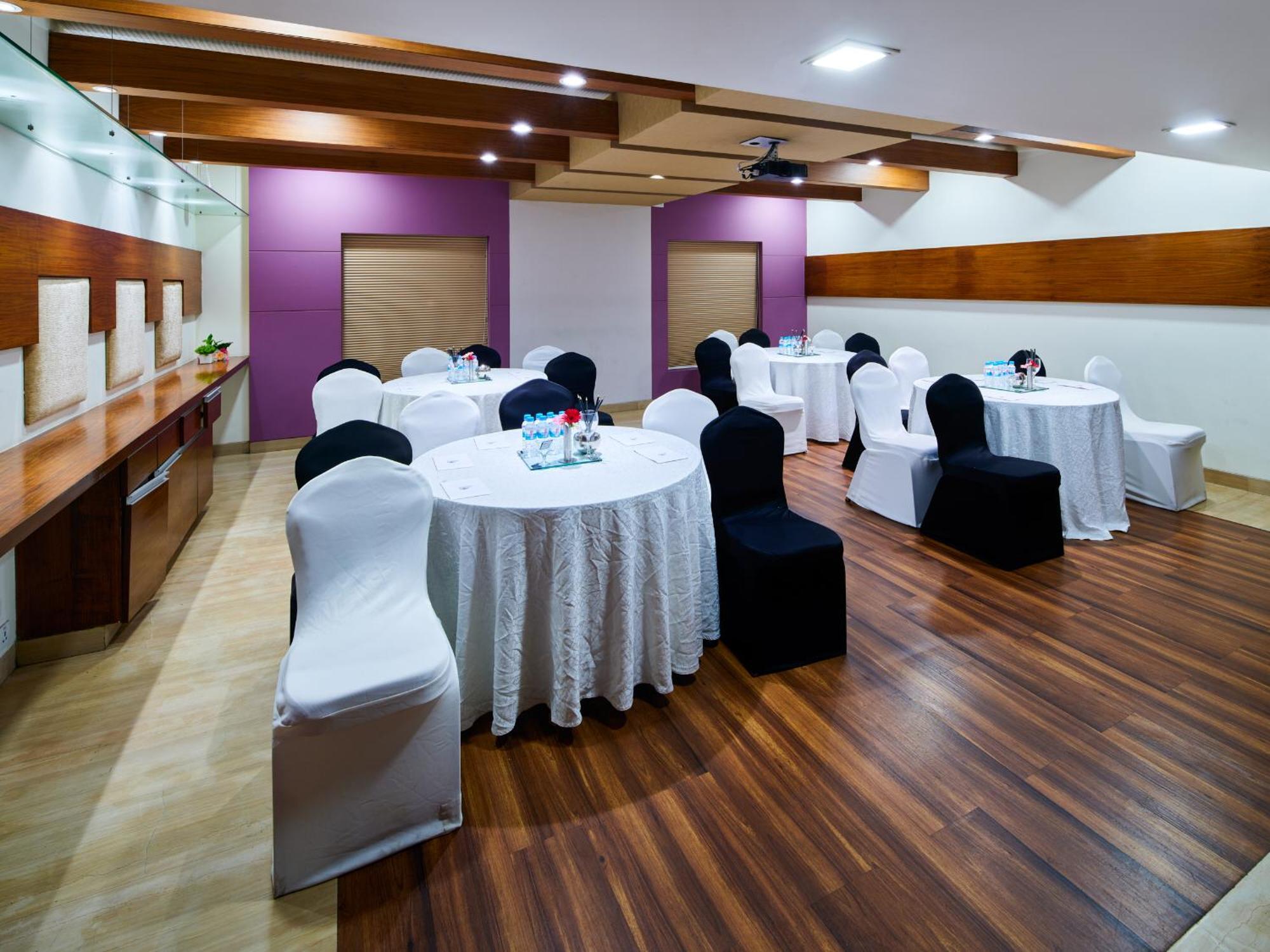 Sayaji Pune Wakad Extérieur photo
