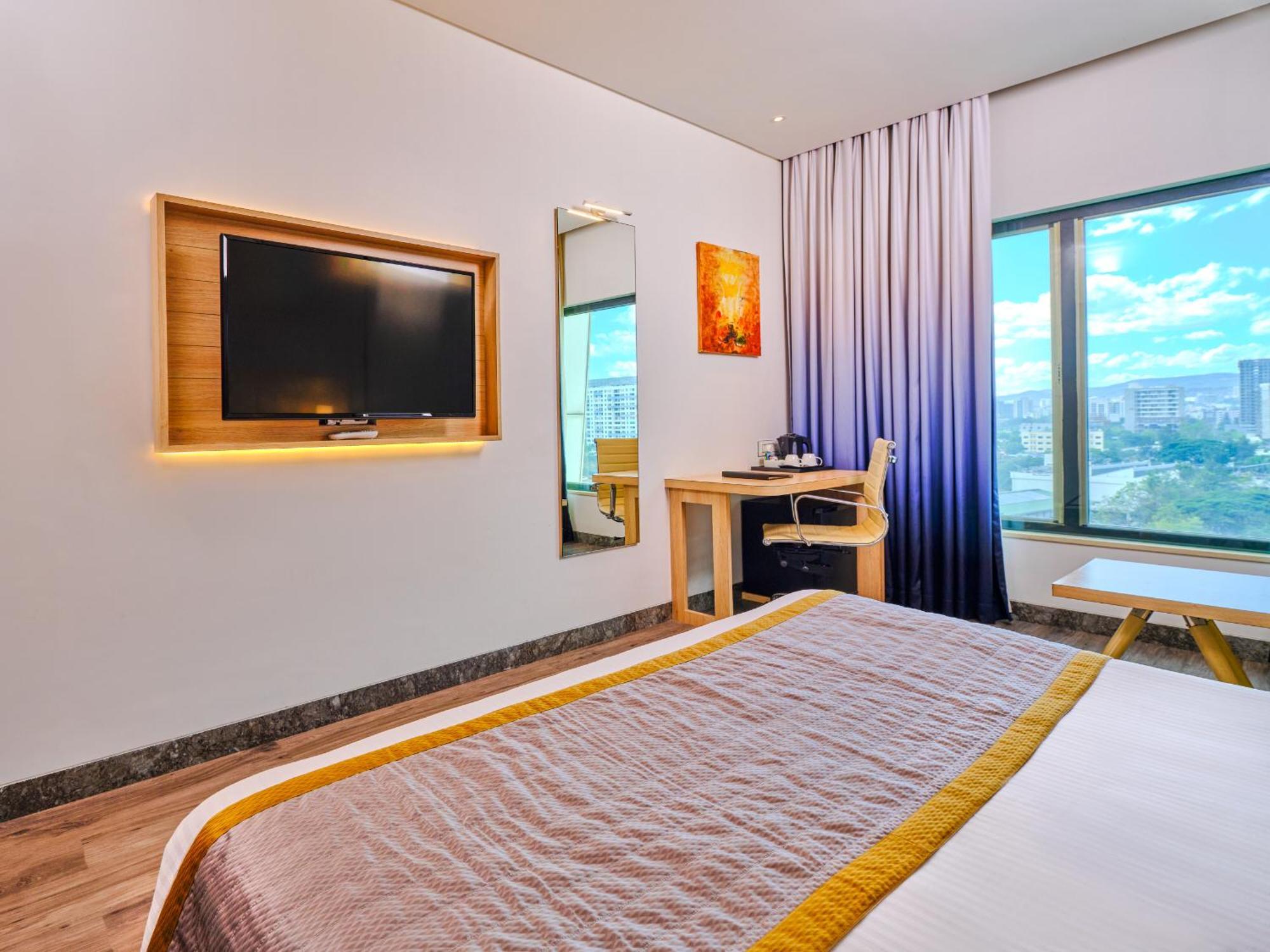 Sayaji Pune Wakad Extérieur photo